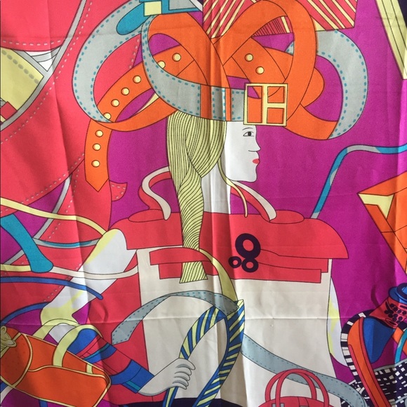 Accessories - 100% Silk Huge Scarf